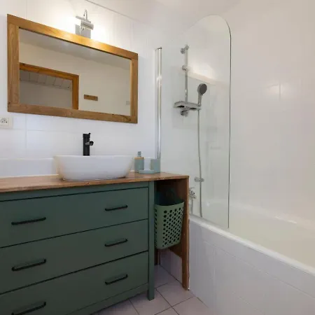 דירה Cozy Sleeps 4 Mountain View 300m Lift